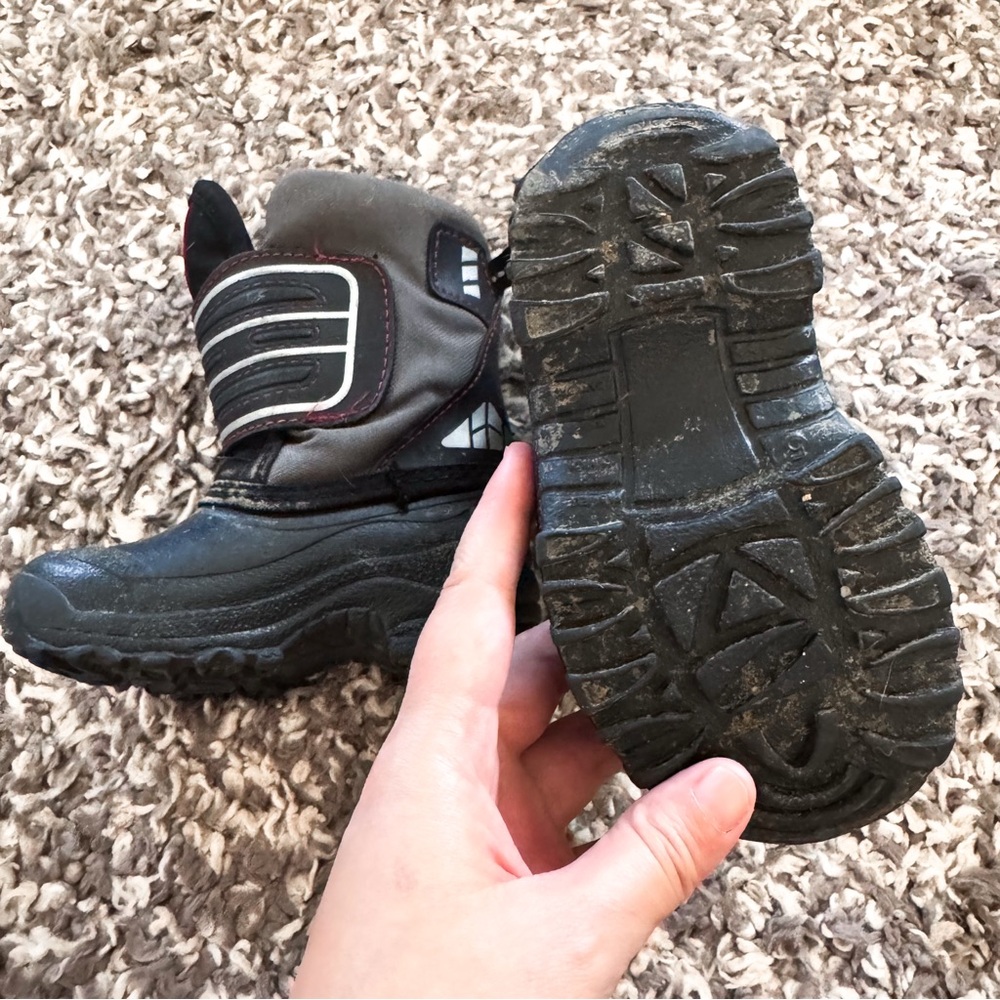 Weather Spirits • Winter Boots - Picture 3 of 4